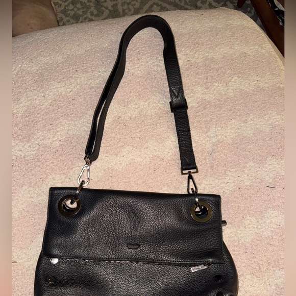 Hammitt Bags VIP Montana Pebbled Leather Fold Crossbody Bag Black Red gunmetal - Picture 4 of 13